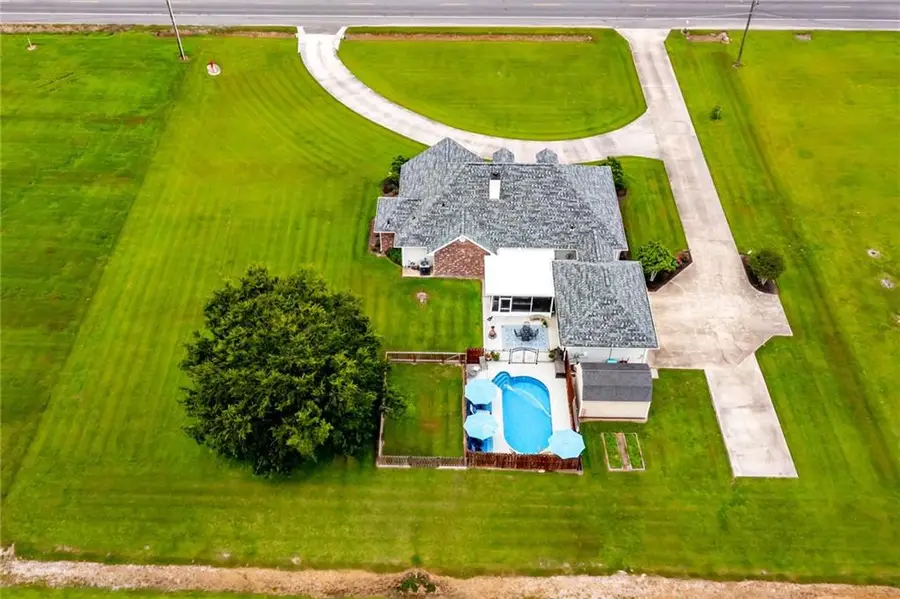 2405 St Mary Street, Thibodaux, LA 70301 - Image #2