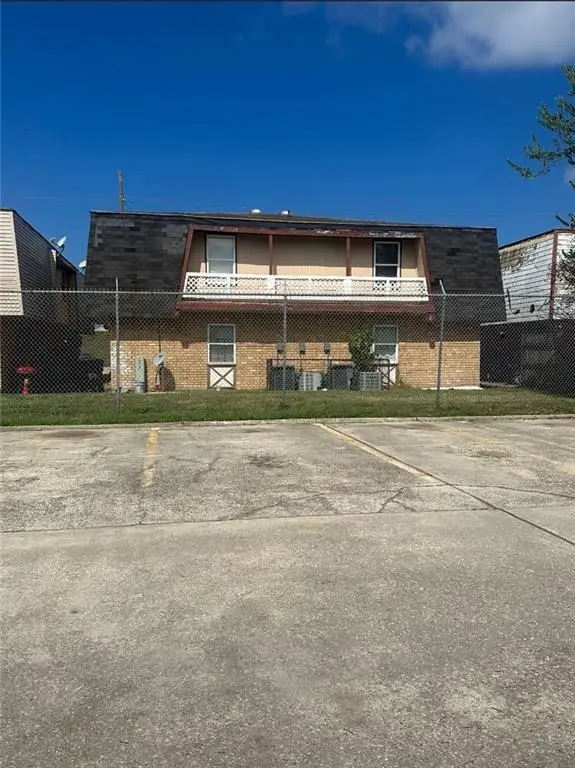 10674 Lincoln Beach Boulevard, New Orleans, LA 70127 - #2