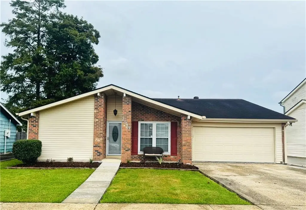 2513 W Catawba Drive, Harvey, LA 70058 - Image #1