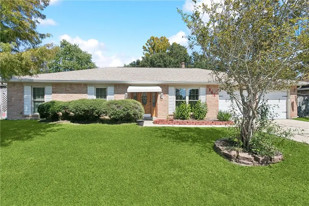 302 Crescentwood Loop, Slidell, LA 70458 - Image #1