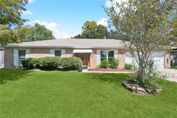 302 Crescentwood Loop, Slidell, LA 70458