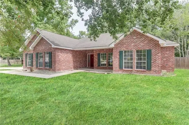 30167 East Street, Lacombe, LA 70445 - Image #1