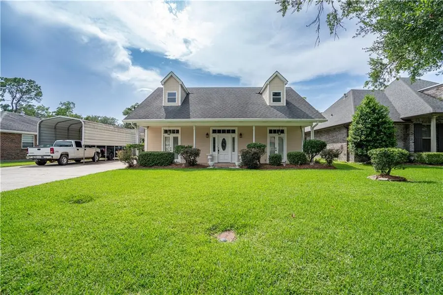 119 Gondrella Drive, Belle Chasse, LA 70037 - Image #2