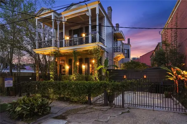 1013 Race Street, New Orleans, LA 70130