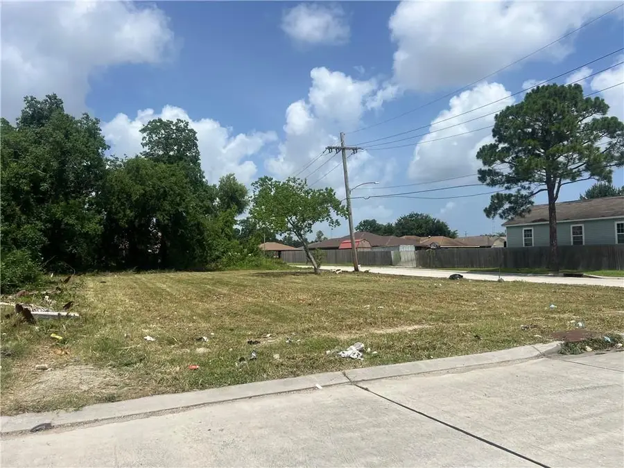 4638 Majestic Oaks Drive, New Orleans, LA 70126 - Image #2