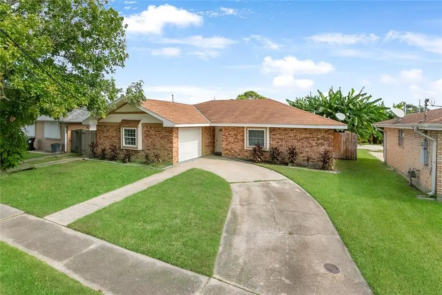 7711 Brevard Avenue, New Orleans, LA 70127 - Image #2