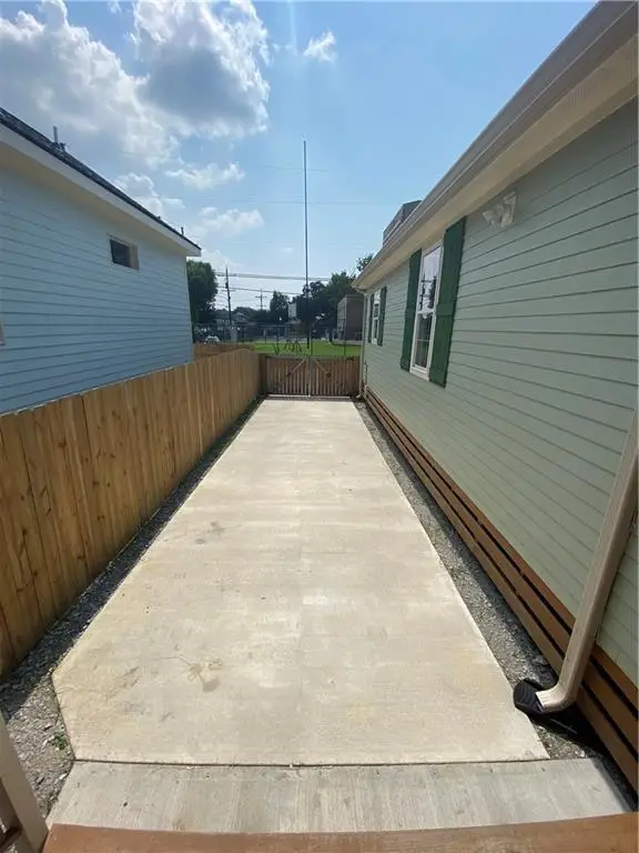 2505 Arts Street, New Orleans, LA 70117 - #3