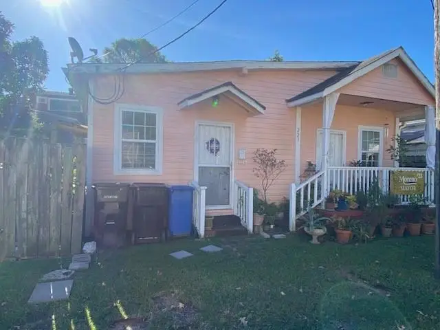 221 Hillary Avenue, New Orleans, LA 70118 - Image #1