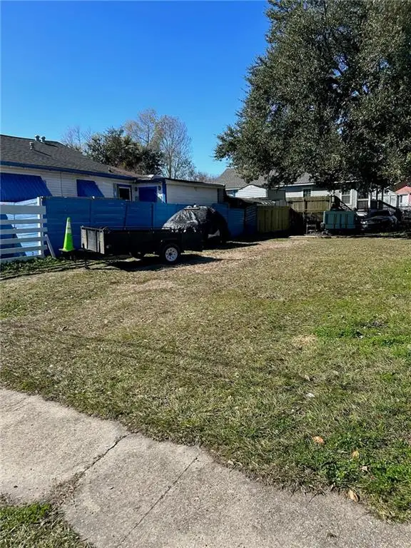 1738 Mazant Street, New Orleans, LA 70117