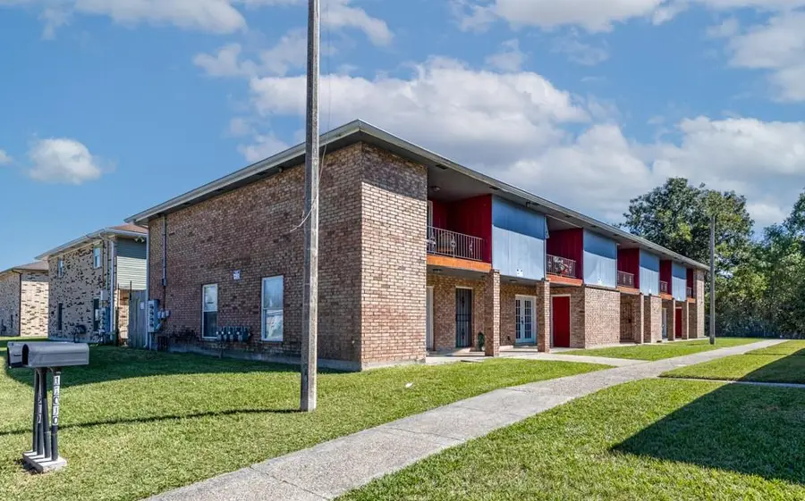 11010 Roger Drive, New Orleans, LA 70127 - Image #2