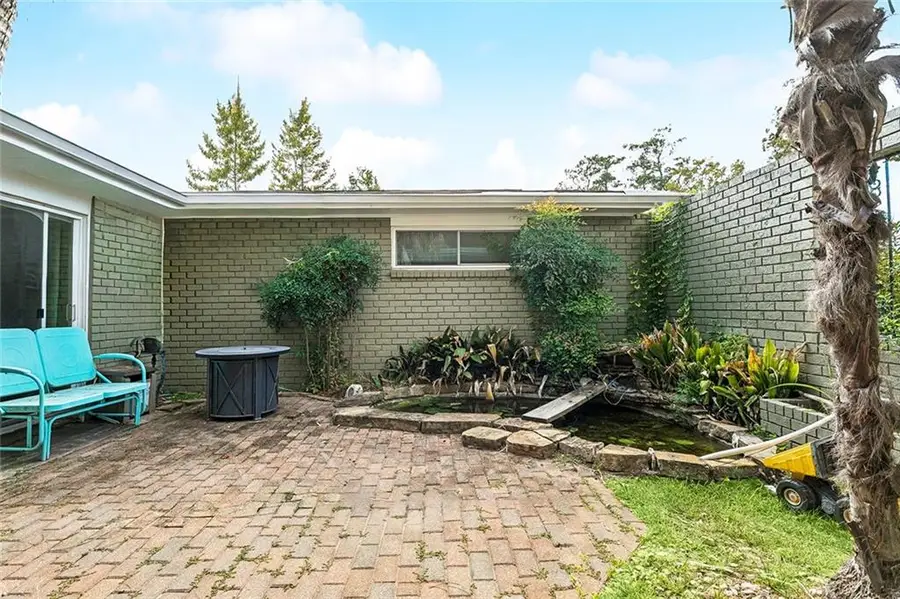 697 Cambronne Street, Mandeville, LA 70448 - Image #3