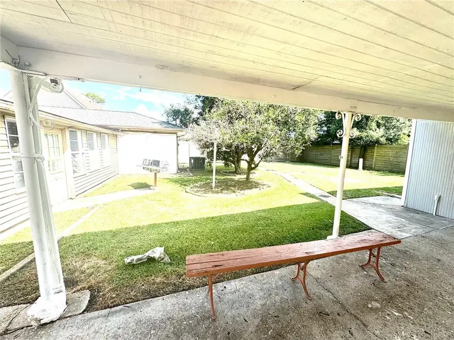 2140 Carol Sue Avenue, Terrytown, LA 70056 - Image #2