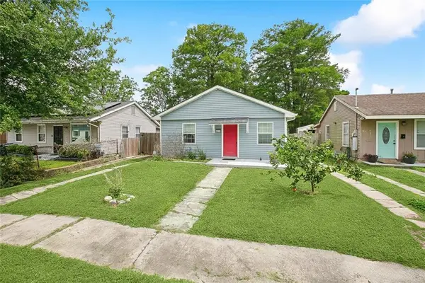 4819 Touro Street, New Orleans, LA 70122
