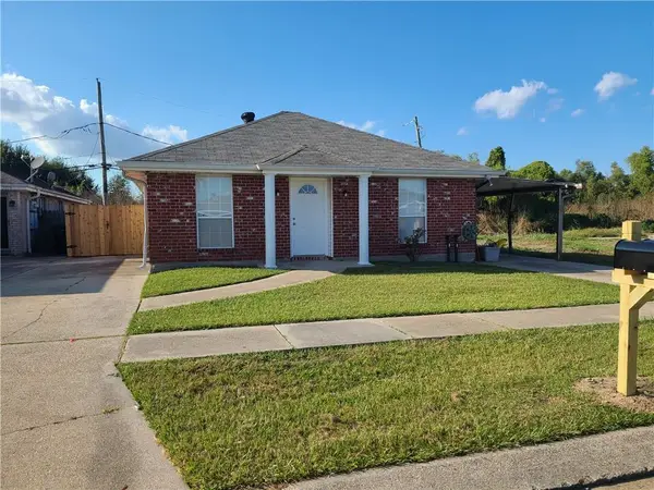 3820-3822 Juno Drive, Chalmette, LA 70043