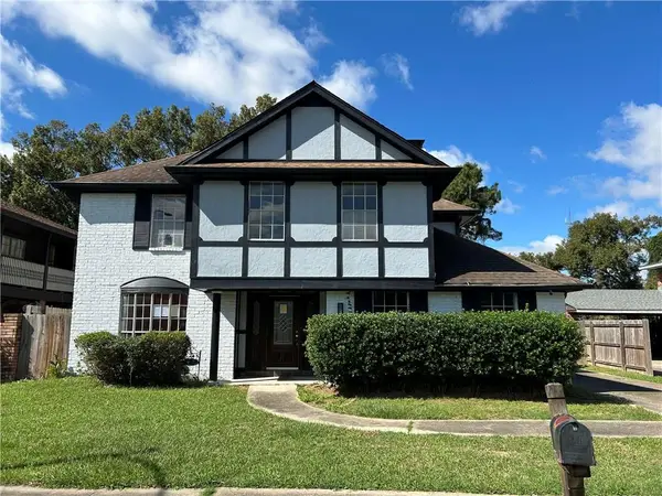 61 Grand Canyon Drive, New Orleans, LA 70131