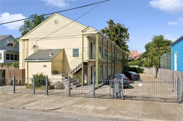 418 Pelican Avenue #G, New Orleans, LA 70114
