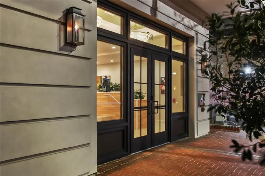 731 St Charles Avenue #510, New Orleans, LA 70130 - Image #2