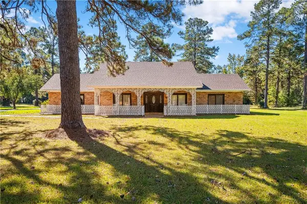 311 Guillory Street, Oakdale, LA 71463