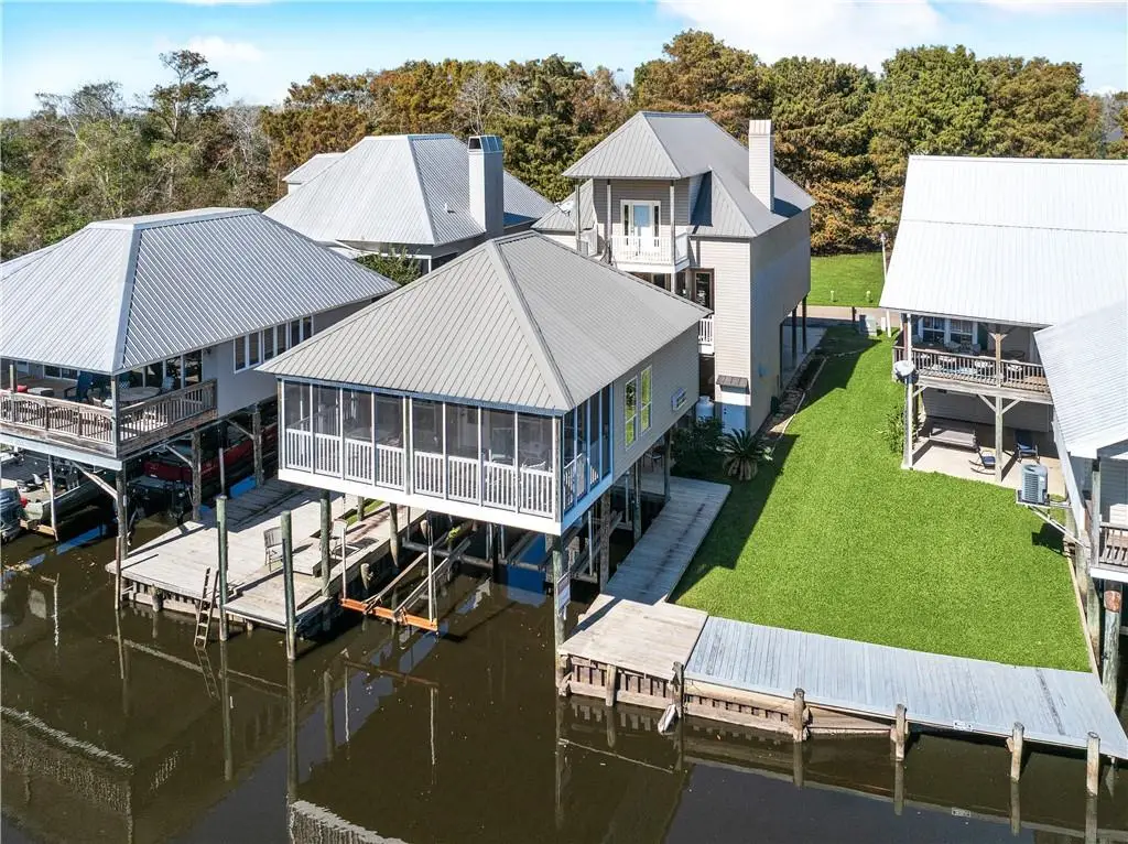 32870 Rivergate Circle, Springfield, LA 70462 - Image #1