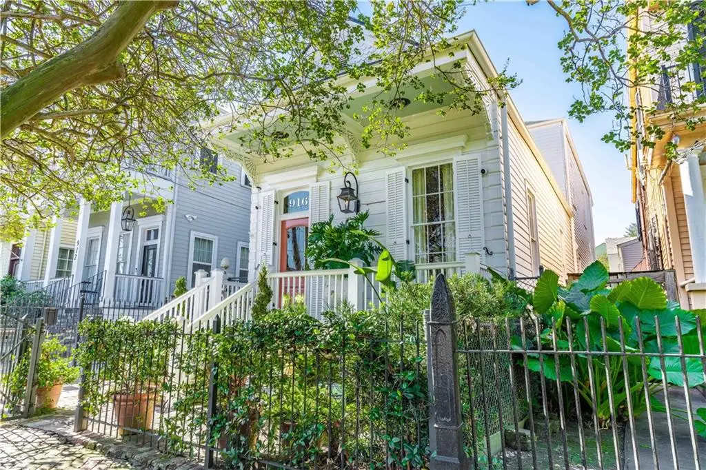916 Third Street, New Orleans, LA 70130 - Image #1