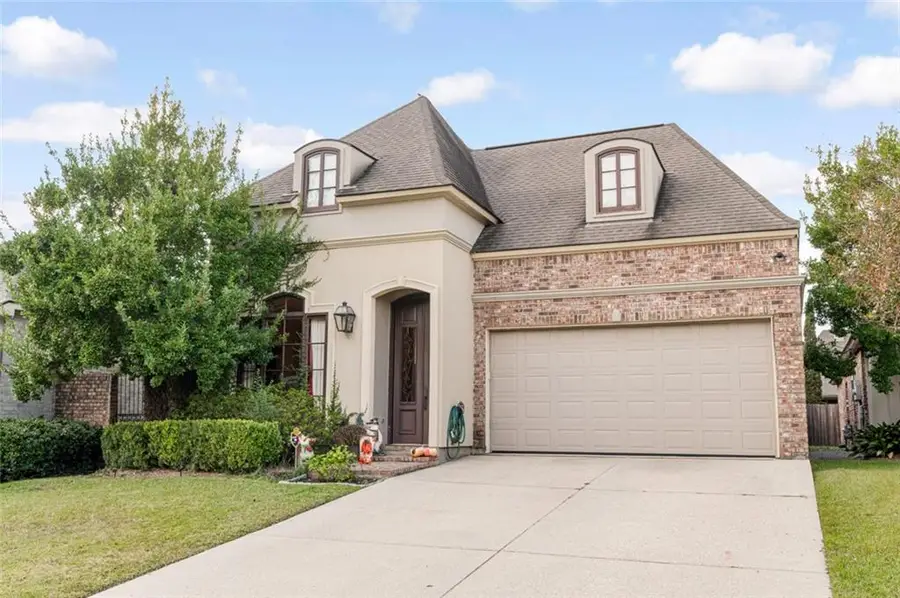 10634 Shoreline Drive, Baton Rouge, LA 70809 - Image #2