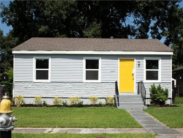 1229 Southlawn Boulevard, New Orleans, LA 70114