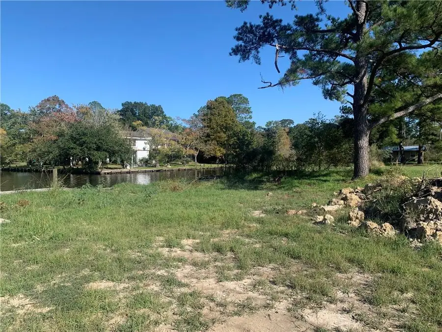 26415 Mildred Drive, Lacombe, LA 70445 - Image #3