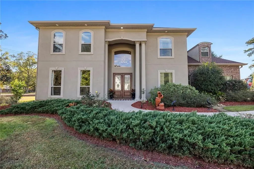 40011 Deer Creek Drive, Ponchatoula, LA 70454 - Image #1