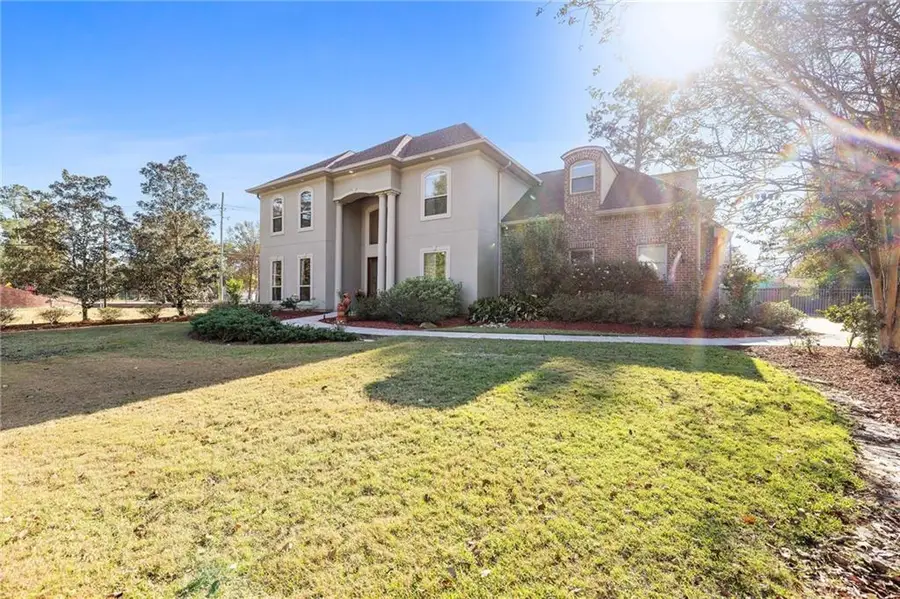 40011 Deer Creek Drive, Ponchatoula, LA 70454 - Image #2