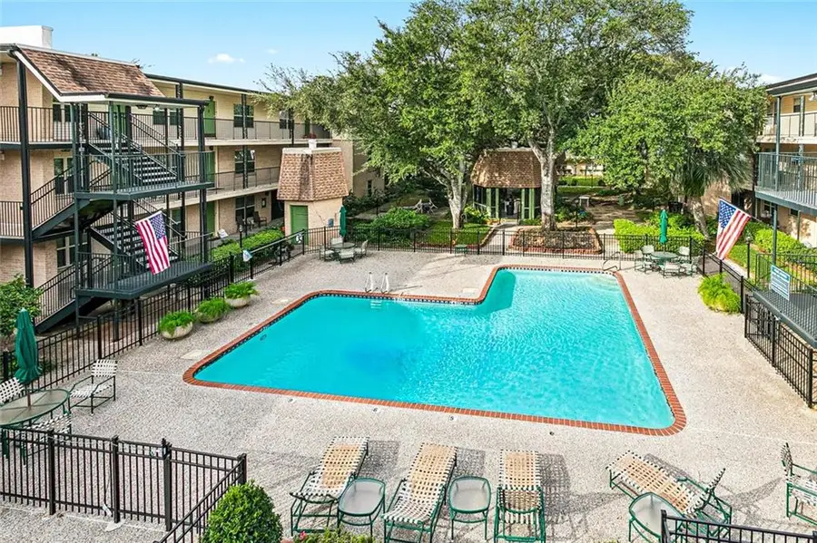 2728 Whitney Place #221, Metairie, LA 70002 - Image #2