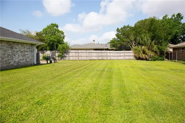 Burke Drive, Metairie, LA 70003