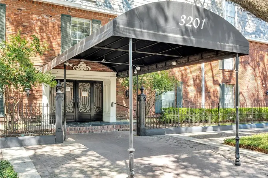 3201 St Charles Avenue #313, New Orleans, LA 70115 - Image #3
