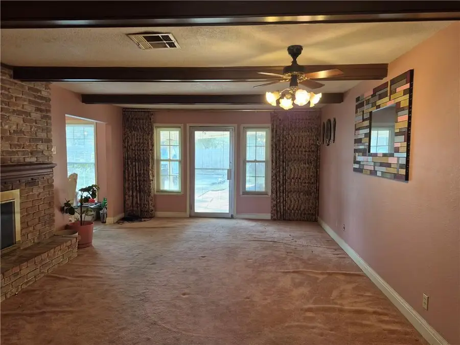 6944 Cove Drive, New Orleans, LA 70126 - Image #2