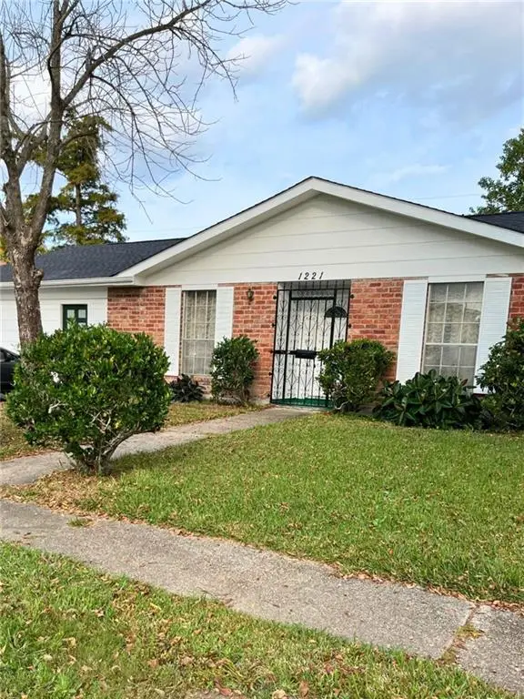 1221 Loch Lomand Drive, Harvey, LA 70058 - Image #1