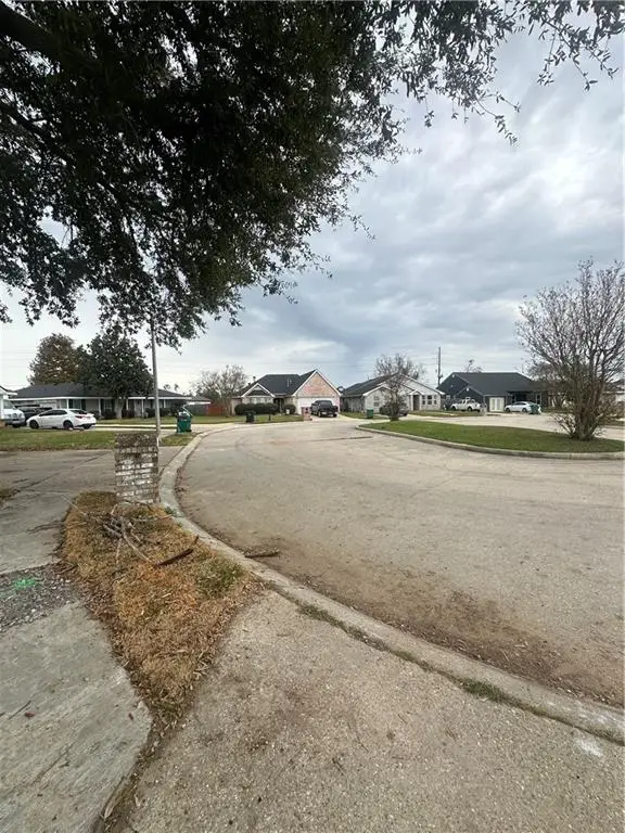 18 Sawgrass Drive, La Place, LA 70068 - #3