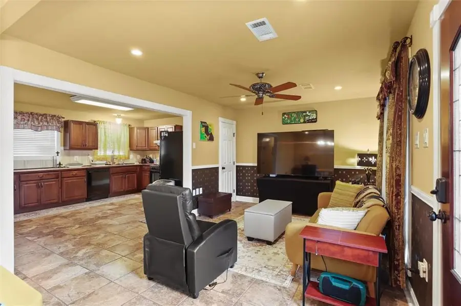 2901 Blanchard Drive, Chalmette, LA 70043 - Image #3