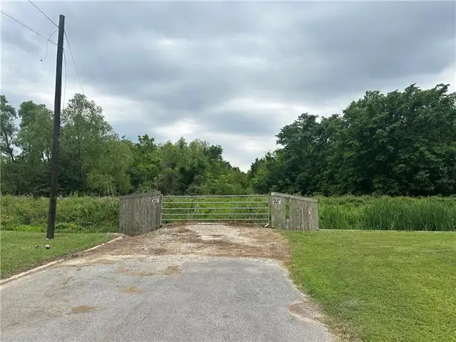 3201 Kelly Road, Saint Bernard, LA 70085 - Image #1