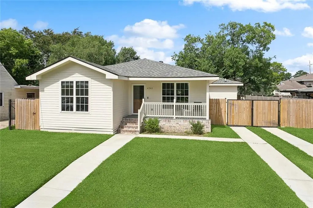 4742 Louisa Drive, New Orleans, LA 70126 - Image #1
