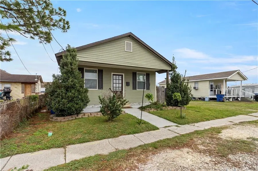 305 Laroussini Street, Westwego, LA 70094 - #2