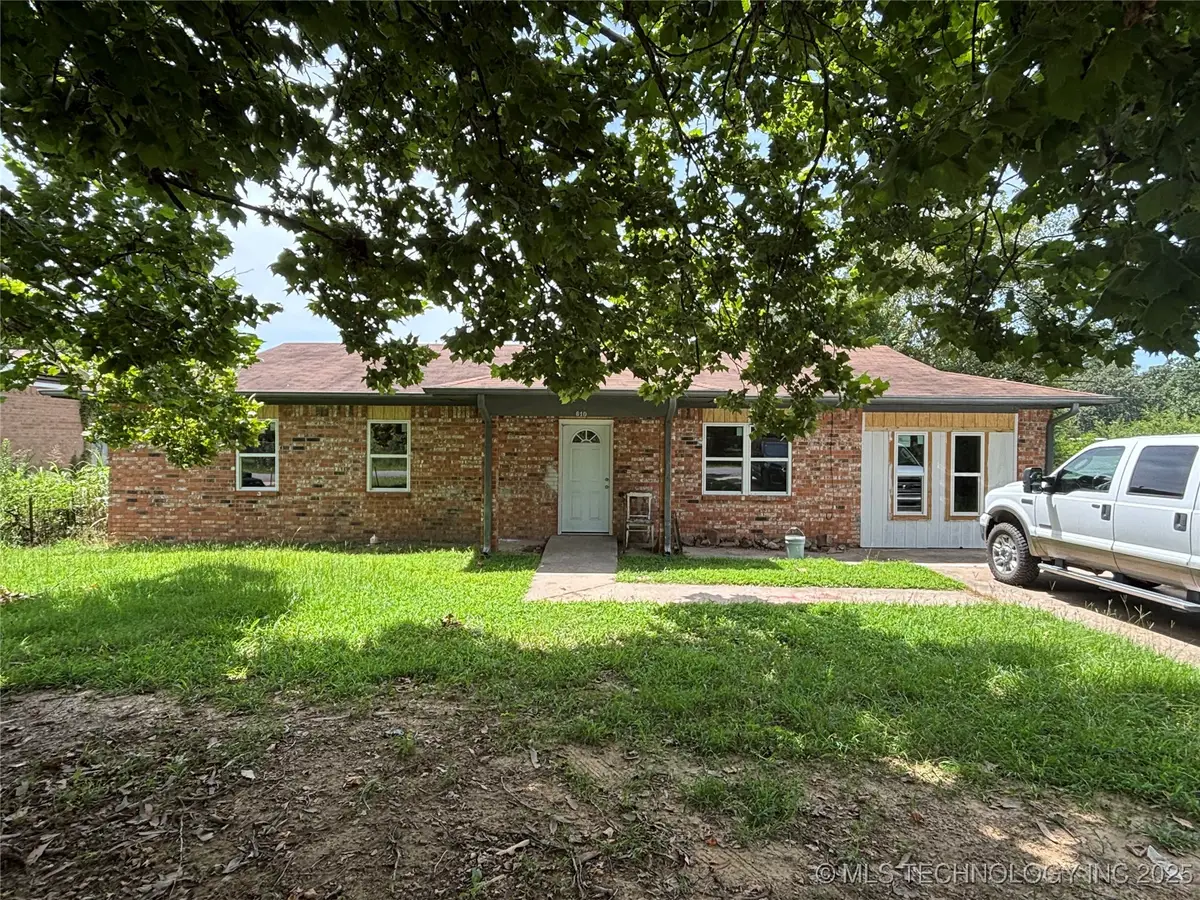 610 6th, Talihina, OK 74571 - #1