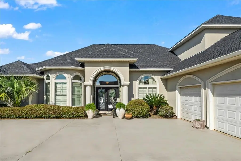 241 E Augusta Lane, Slidell, LA 70458 - Image #1