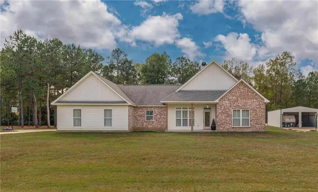 211 Shree Lane, Deville, LA 71328 - Image #1