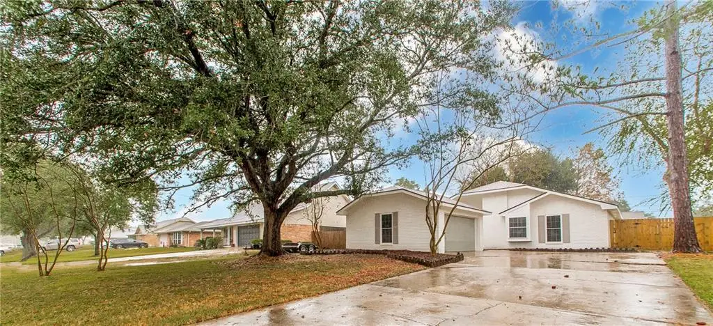 207 Surrey Drive, La Place, LA 70068 - Image #1