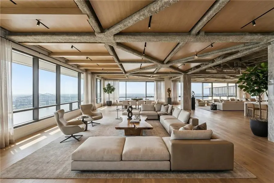 2 Canal Street #3103, New Orleans, LA 70130 - #2