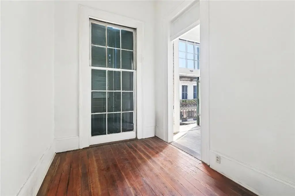 1131 37 Bourbon Street, New Orleans, LA 70116 - #1