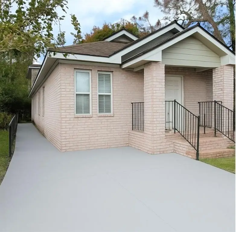 1861 Abundance Street, New Orleans, LA 70122 - Image #1