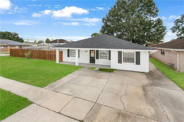 3025 Corinne Drive, Chalmette, LA 70043