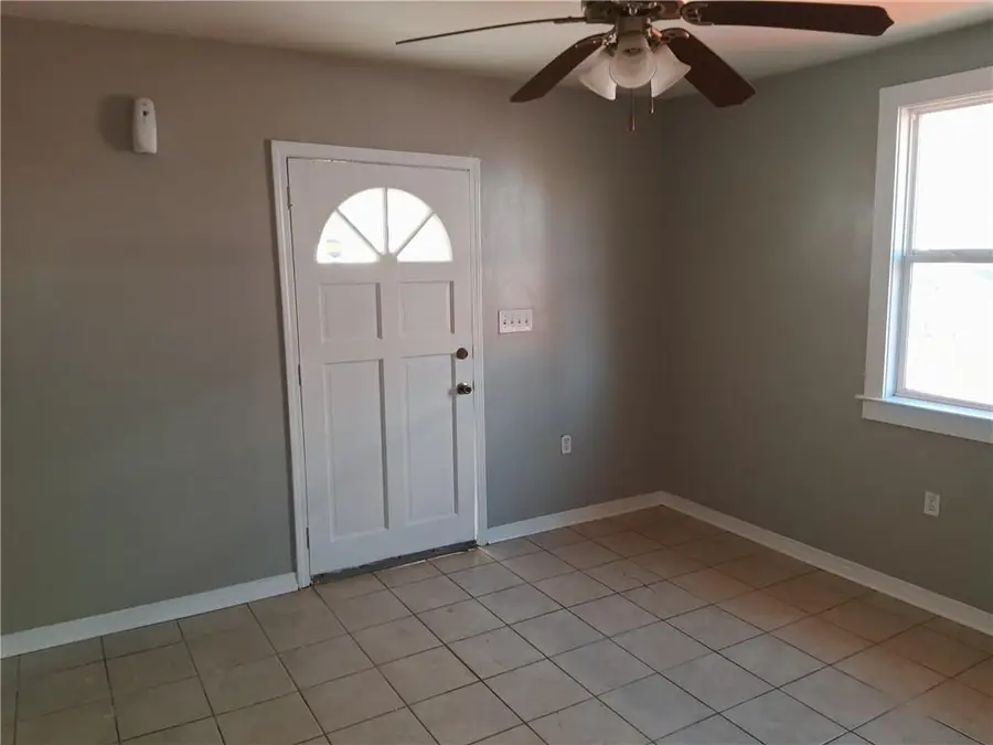 4401 Eastview Drive, New Orleans, LA 70126 - #3