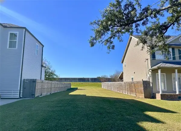 6680 Bellaire Drive, New Orleans, LA 70124
