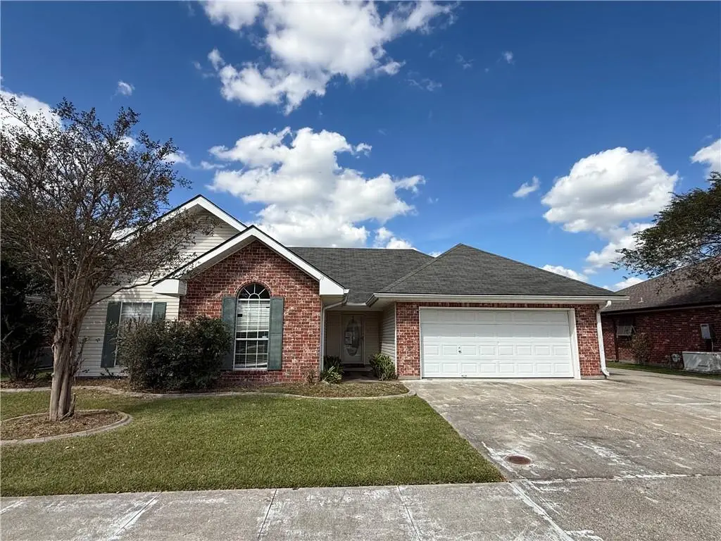 200 Tigerlily Drive, Houma, LA 70360 - Image #1